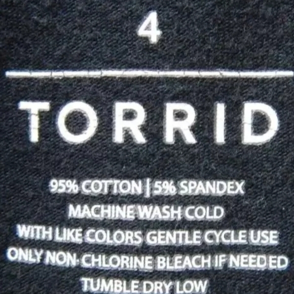 Torrid Foxy High Neck Criss Cross Tank - Picture 2 of 4